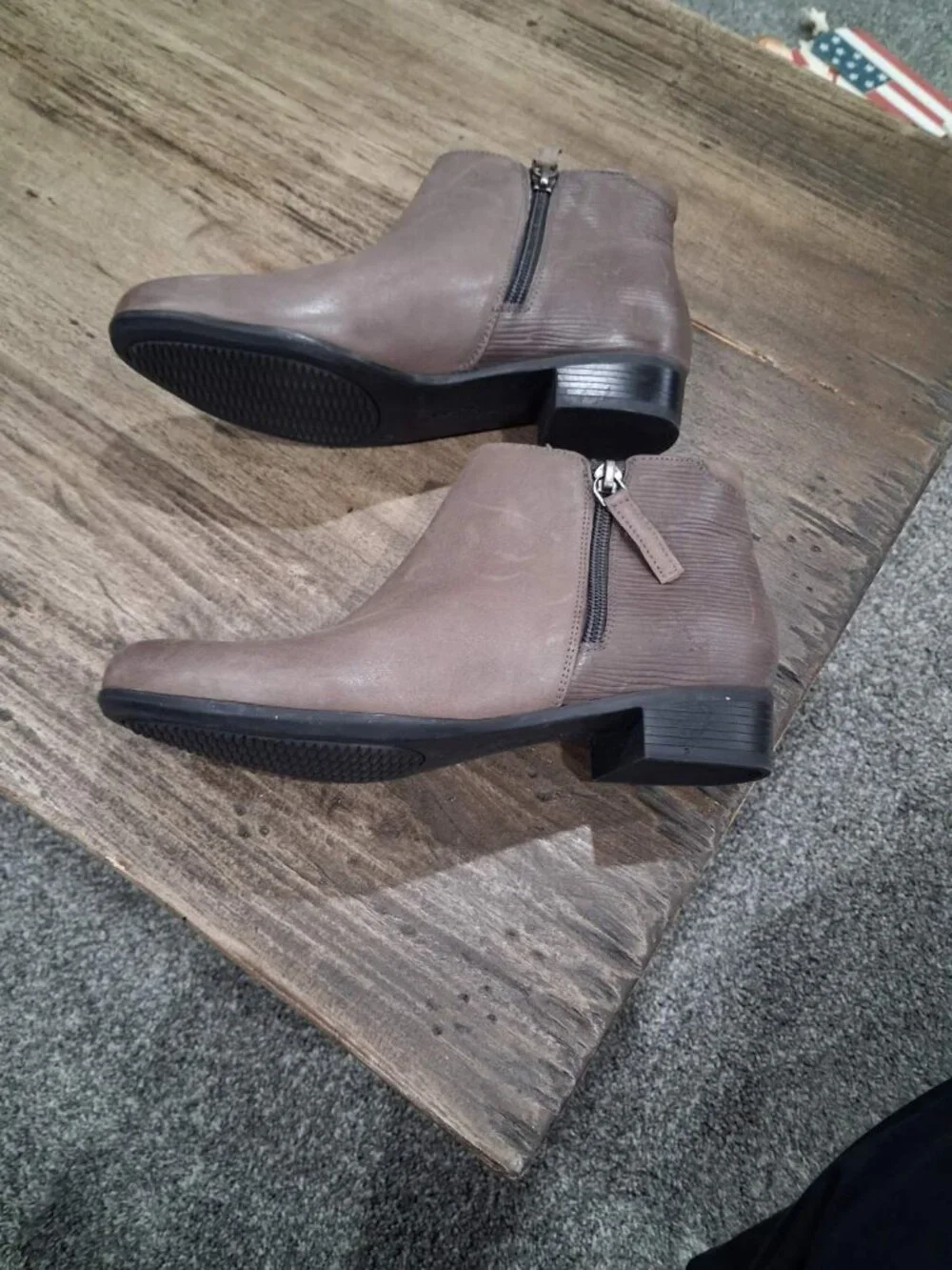 Trotters major embossed